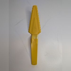 Tupperware Vintage Cut N Serve Pie Cake Pastry Cutter Knife Serrated Yellow